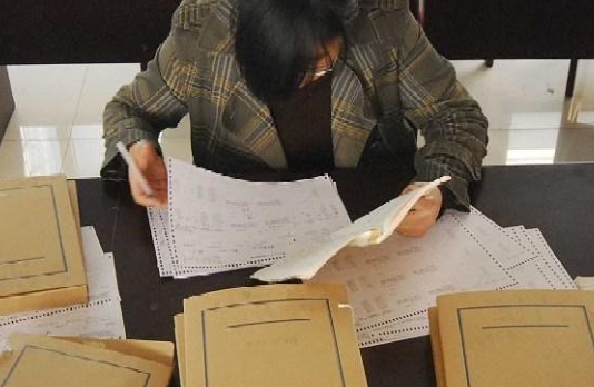 吉林大学研究生院档案查询